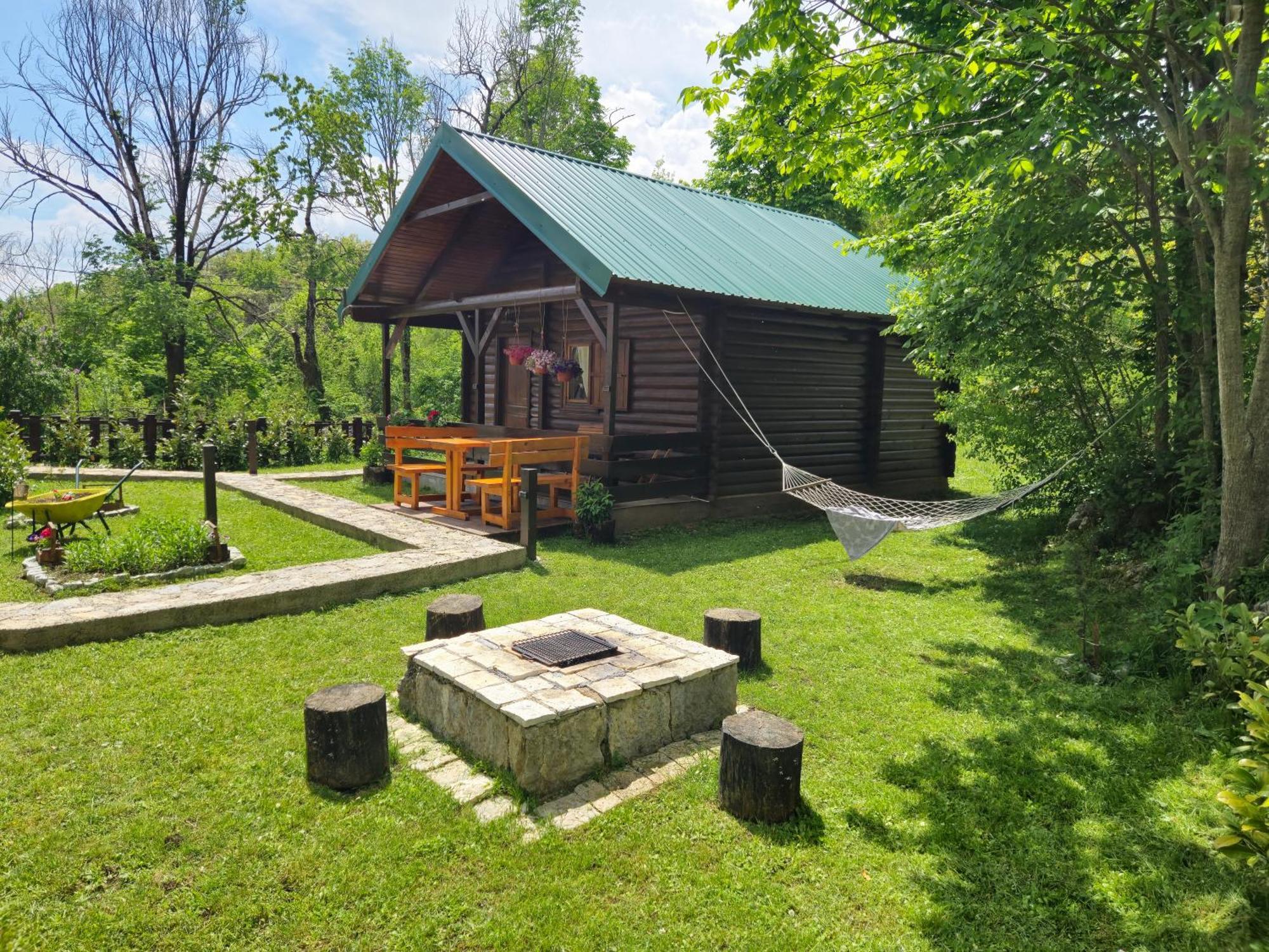 Cabin House Dubovik سيتينيي المظهر الخارجي الصورة